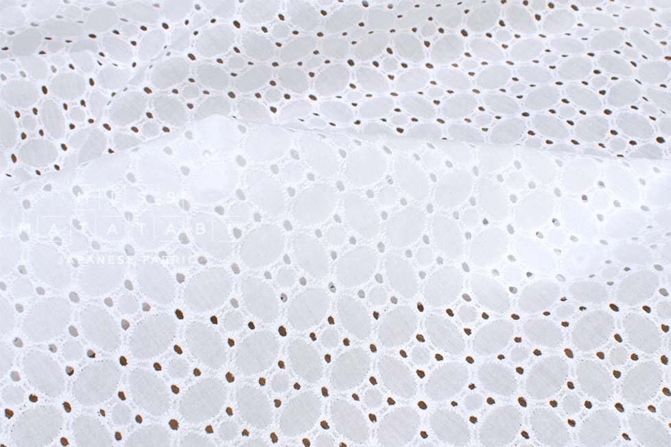 DEADSTOCK Japanese Fabric Embroidered Eyelet - bright white - 50cm