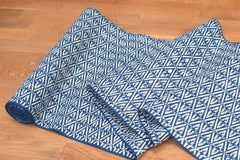 Shokunin Collection Hand-printed Chusen Japanese Yukata Fabric - Mukaitsuru - 50cm