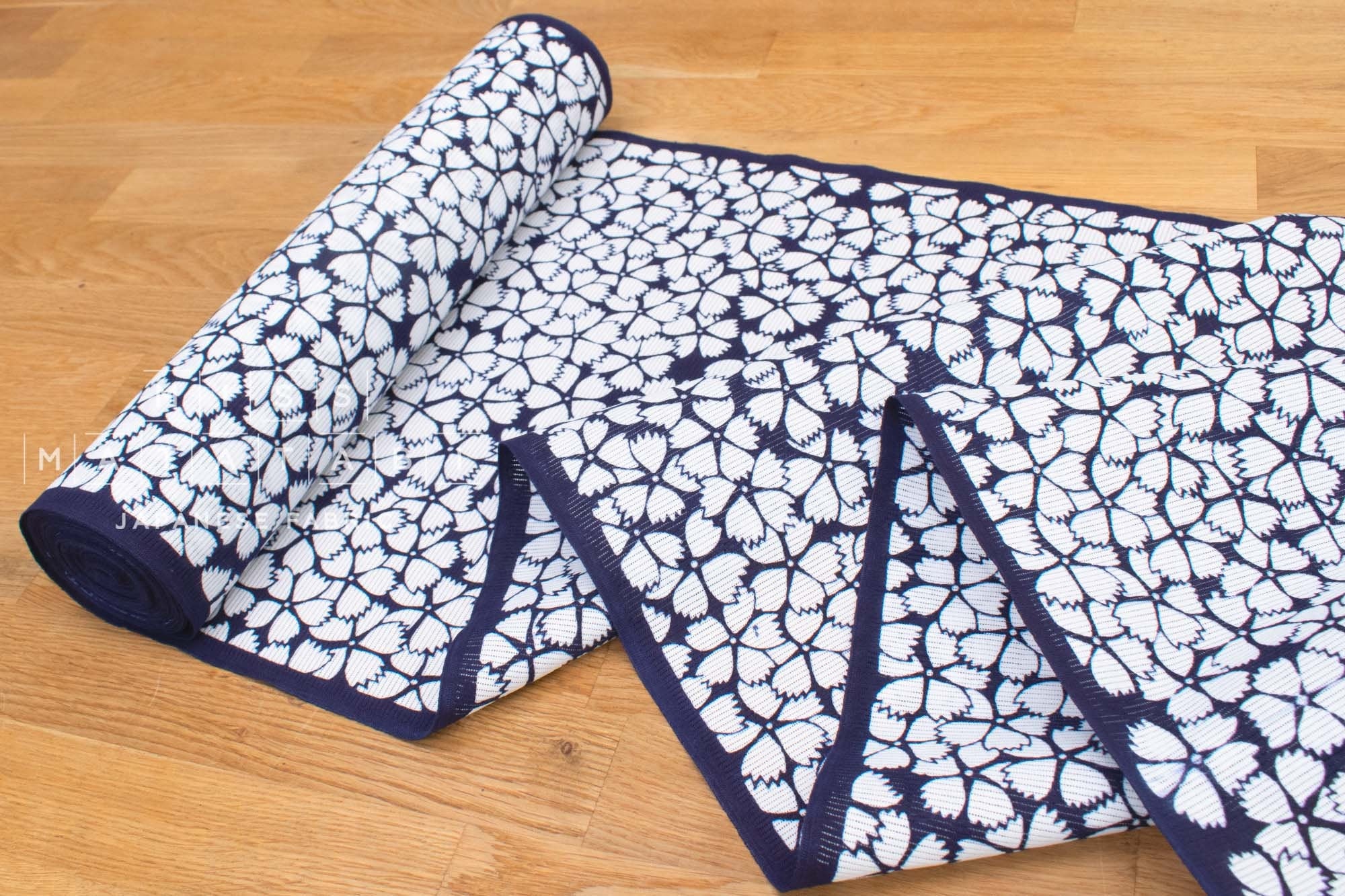 Shokunin Collection Hand-printed Chusen Japanese Yukata Fabric - Konadeshiko - 50cm