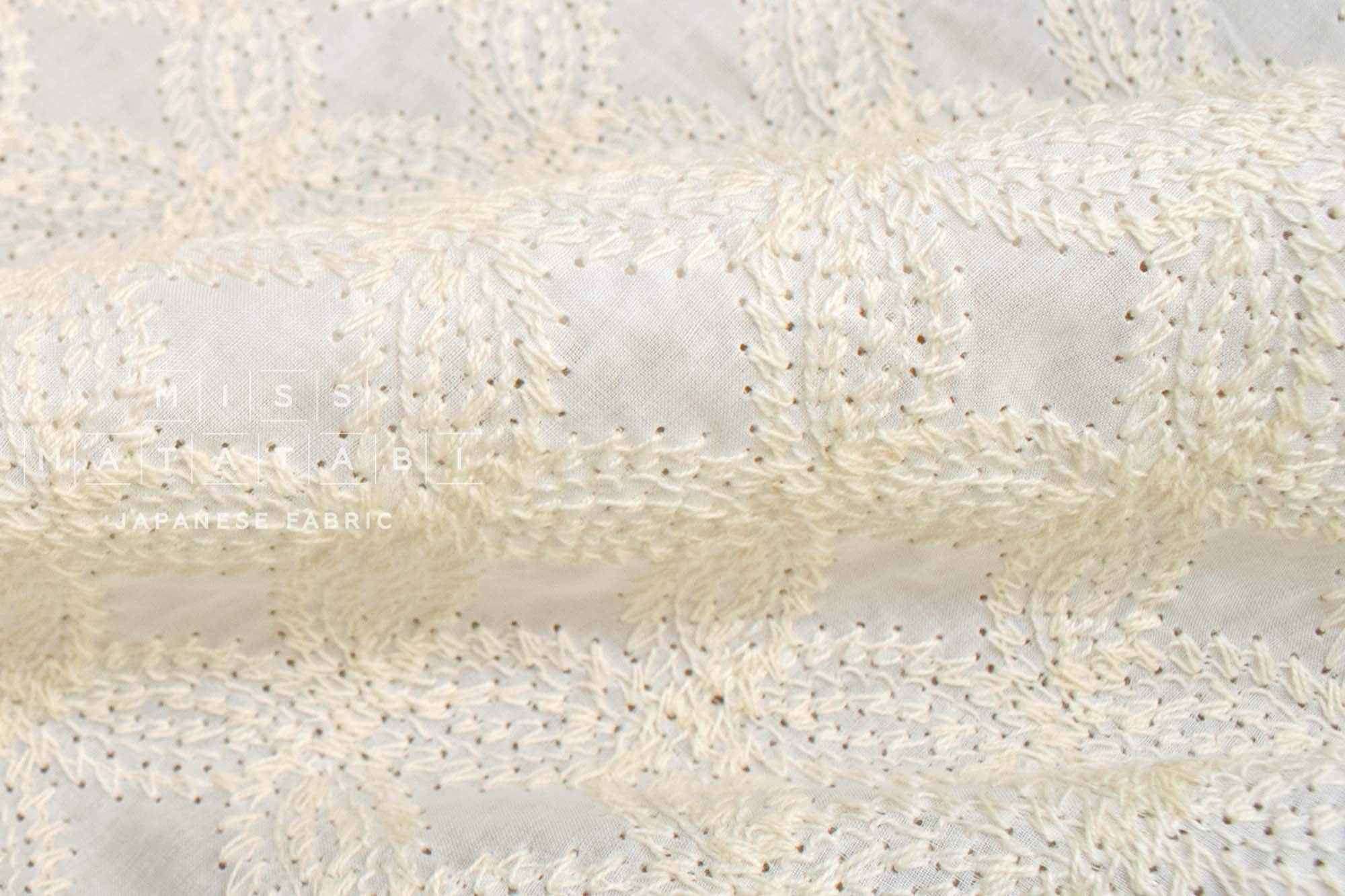 Japanese Fabric Embroidered Cotton Lawn Olivia - cream - 50cm