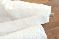 Japanese Fabric Shokunin Collection Sun-Dried Embroidered Cotton Batiste Berries - white - 50cm