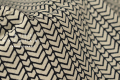 Shokunin Collection Hand-printed Chusen Japanese Tenugui Fabric - Kunoji Chain 26 black - panel
