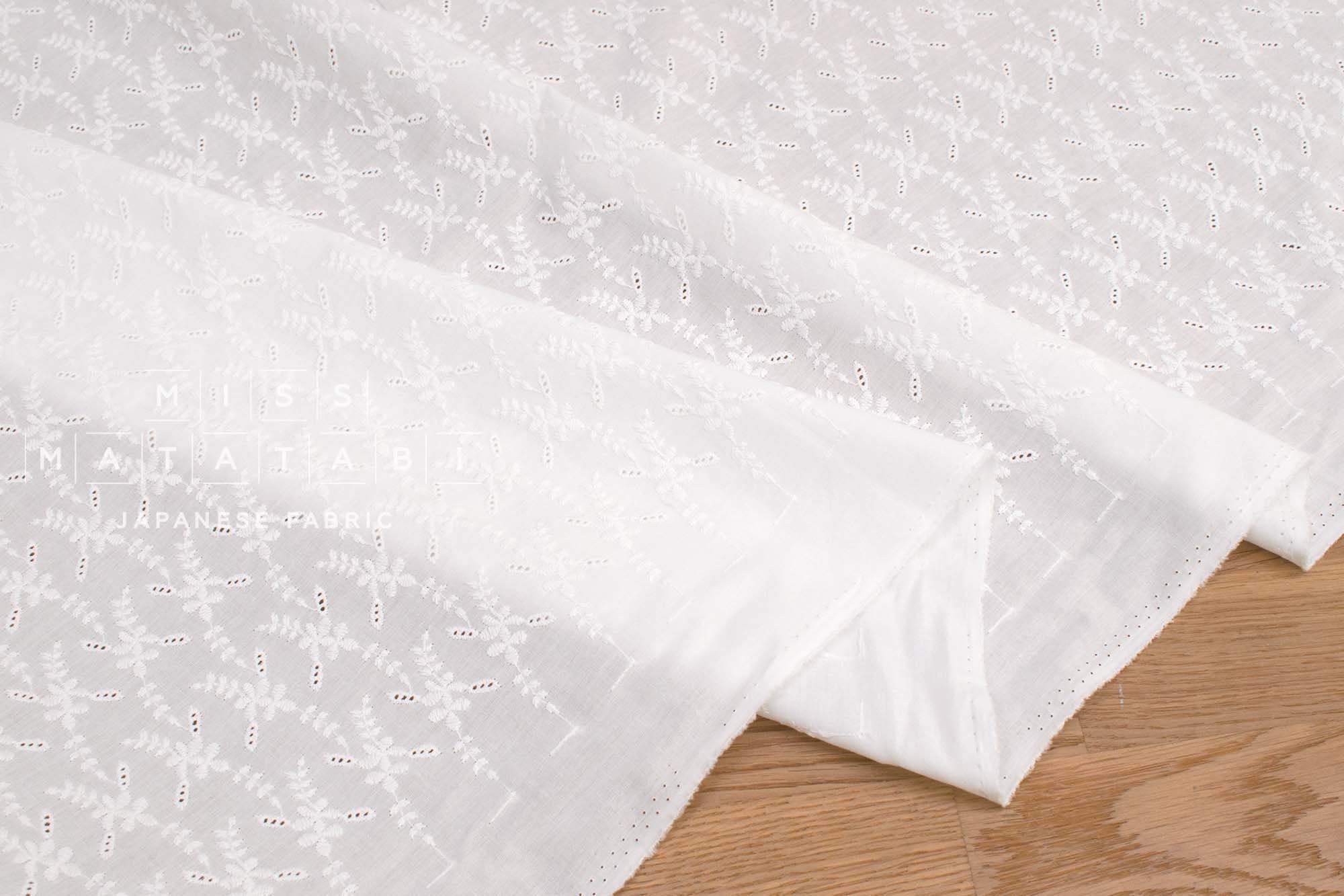 Japanese Fabric Embroidered Eyelet - 5B - 50cm