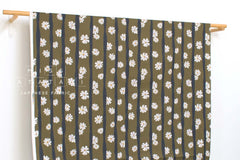 Japanese Fabric Daisy Walls - C - 50cm