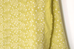 Japanese Fabric Shokunin Collection Sun-Dried Embroidered Vines Cotton Batiste - bright pistachio - 50cm
