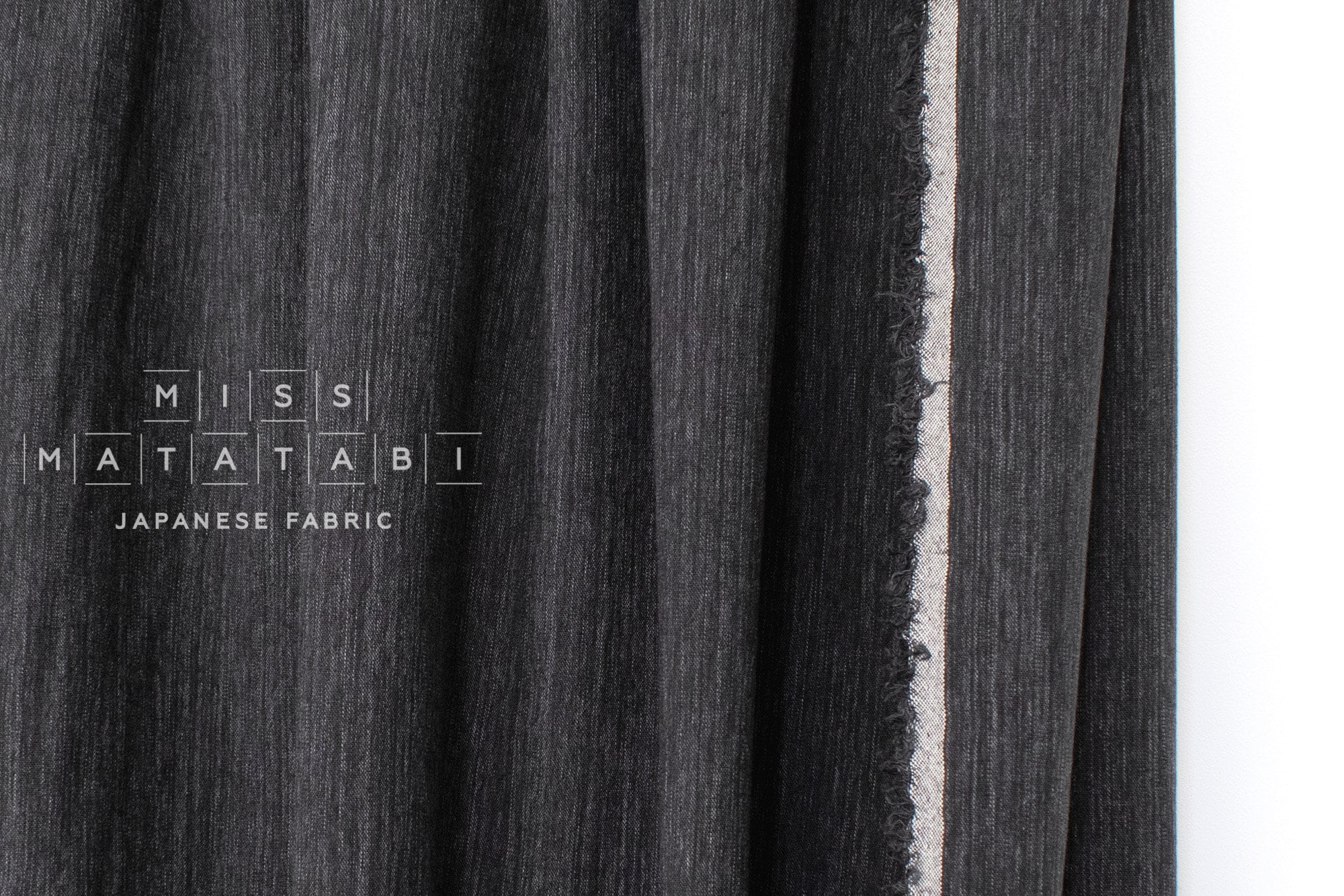 Japanese Fabric Shokunin Collection Washed Yarn-Dyed Rayon Linen Blend - black, charcoal - 50cm