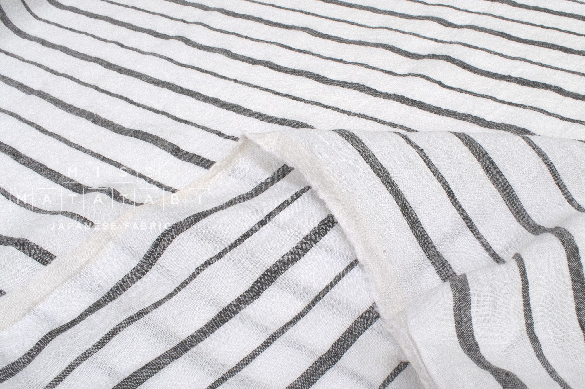 Japanese Fabric Shokunin Collection Yarn-dyed Azumadaki 75 - off white, black - 50cm