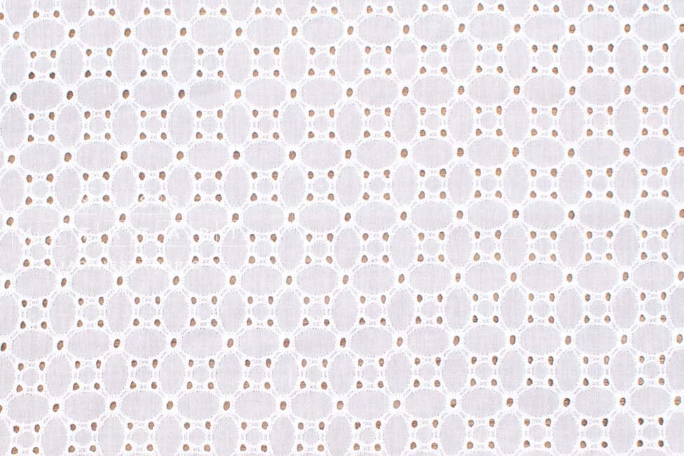 DEADSTOCK Japanese Fabric Embroidered Eyelet - bright white - 50cm