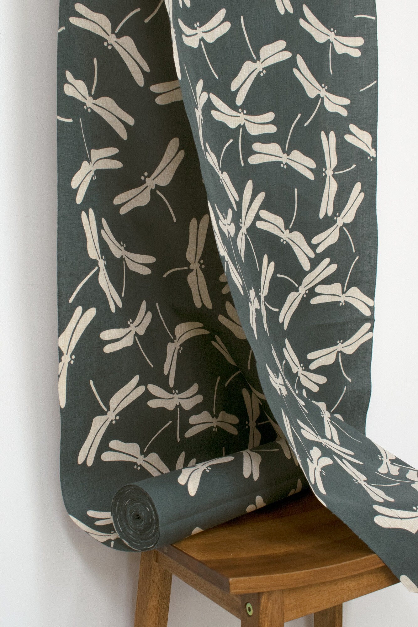 Shokunin Collection Hand-printed Chusen Japanese Yukata Fabric - Tonbo Dragonfly - 50cm