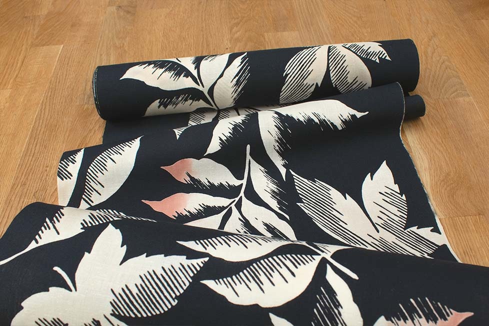 Shokunin Collection Hand-printed Chusen Japanese Yukata Fabric - Konoha - 50cm