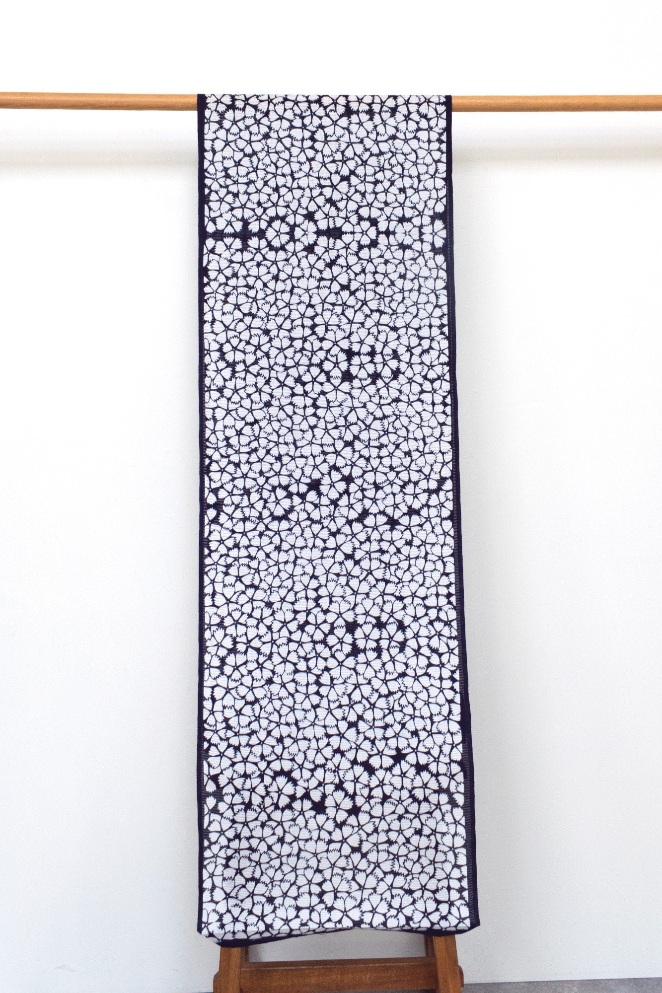Shokunin Collection Hand-printed Chusen Japanese Yukata Fabric - Konadeshiko - 50cm