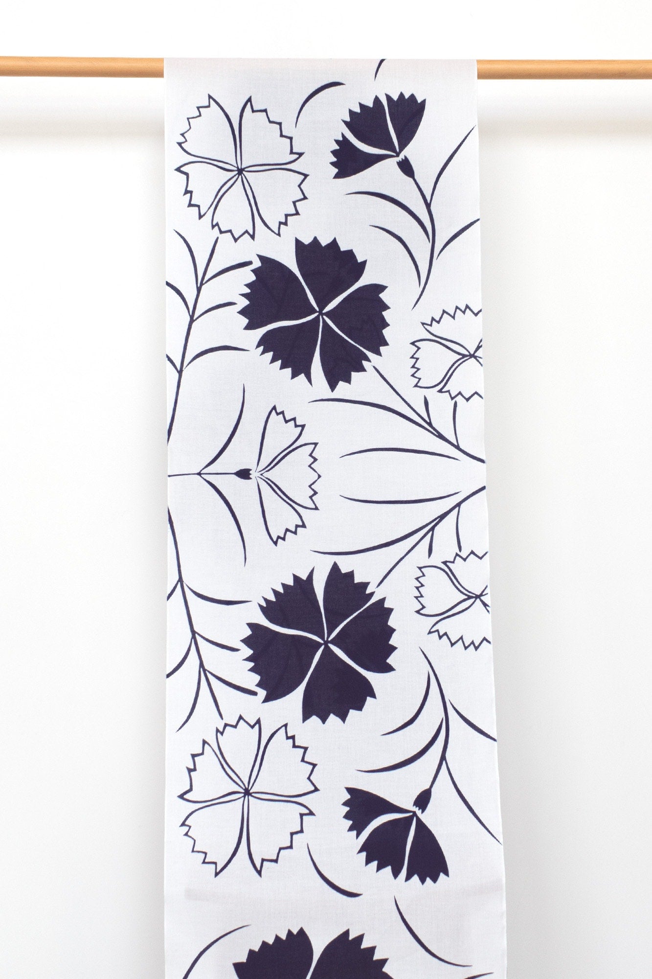 Shokunin Collection Hand-printed Chusen Japanese Yukata Fabric - Nadeshiko - 50cm