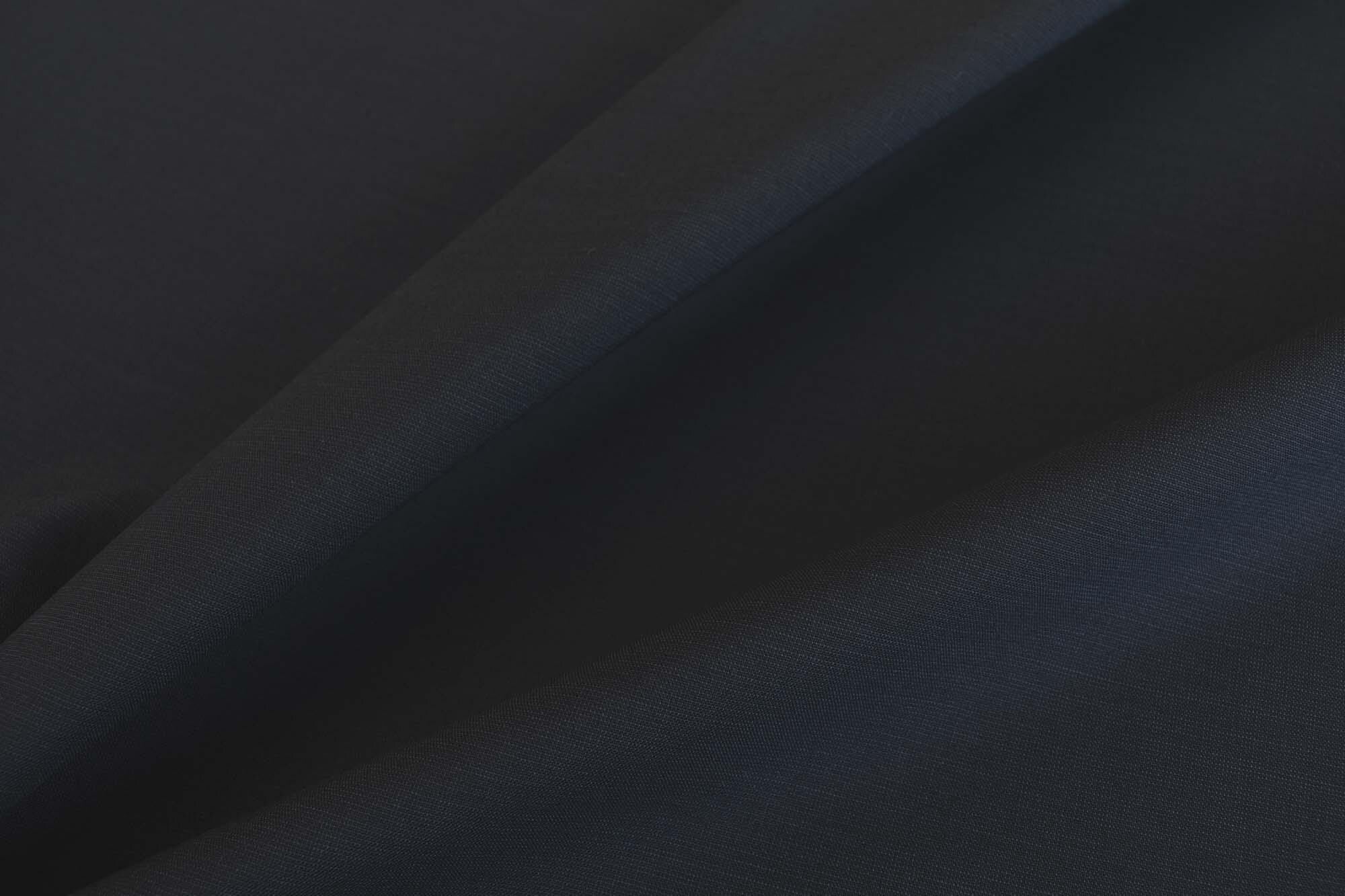 DEADSTOCK Japanese Fabric 100% wool suiting - dark blue but almost black - 50cm