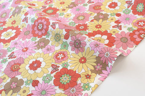 Japanese Fabric In the 70s Flowers - A - 50cm