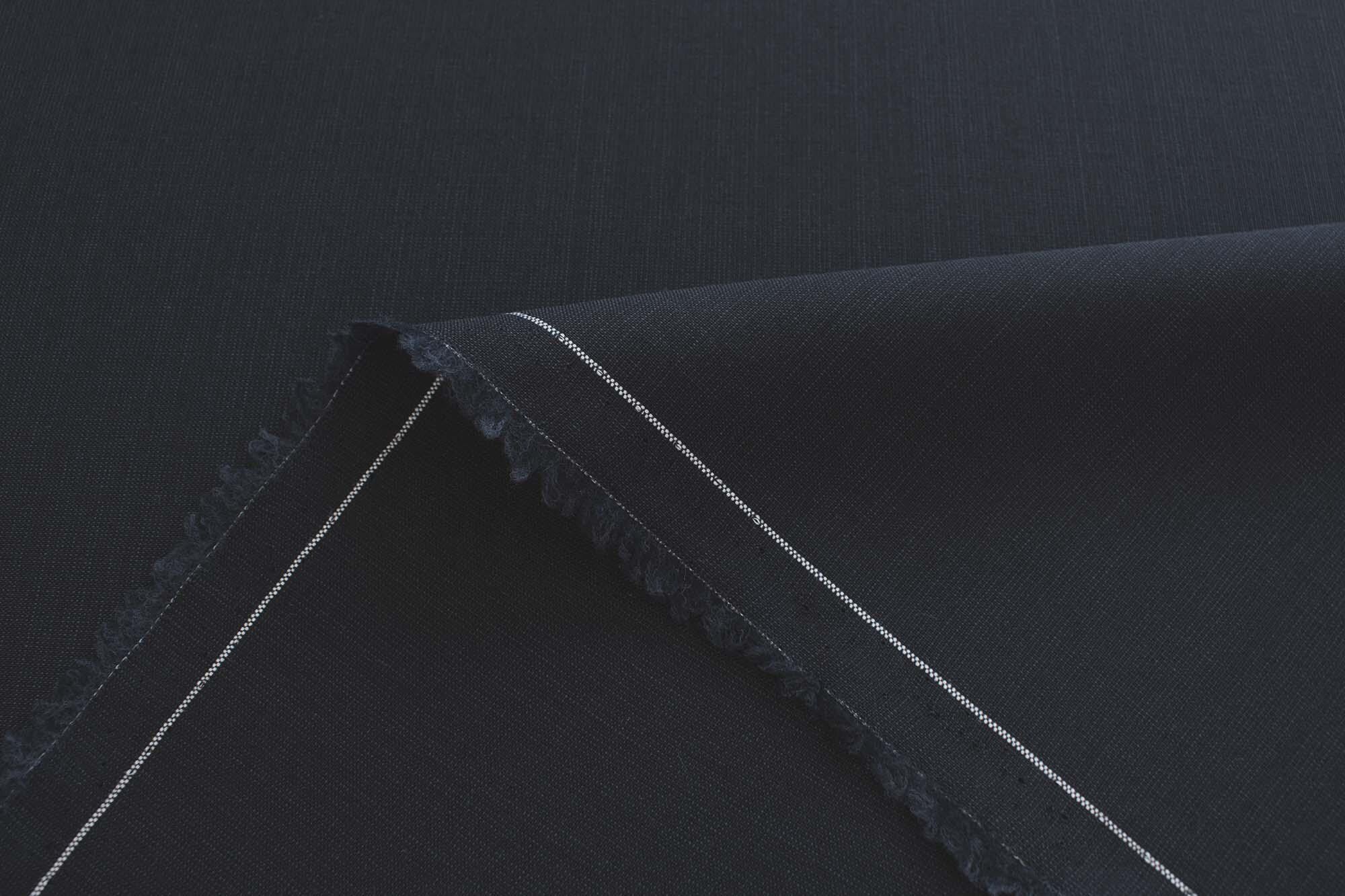 DEADSTOCK Japanese Fabric 100% wool suiting - dark blue but almost black - 50cm