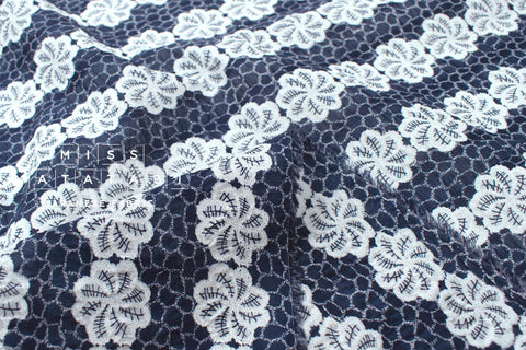 DEADSTOCK Japanese Fabric Cotton Ripple Like Embroidery - navy blue, white - 50cm