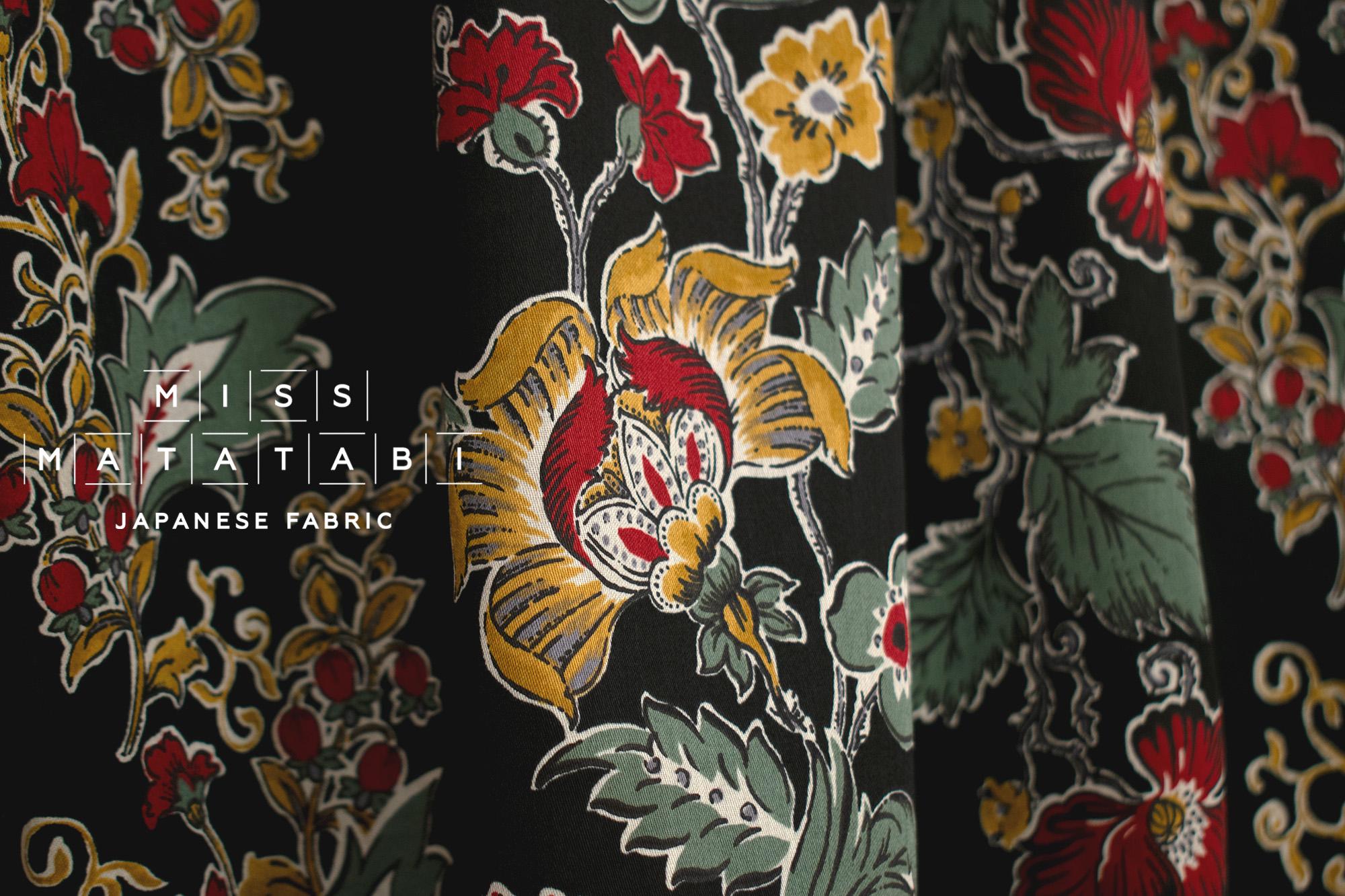 Japanese Fabric Trailing Floral - black - 50cm