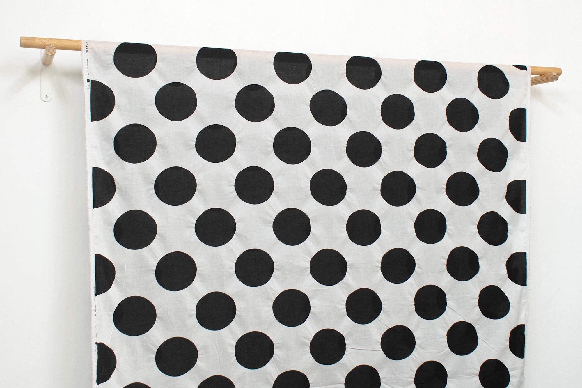 Japanese Fabric Dots Ripple Enshuku Lawn - black, white - 50cm
