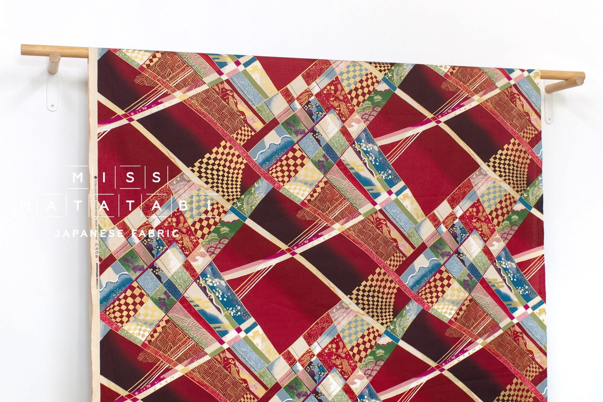 Japanese Fabric Chiyogami - red, metallic gold - 50cm
