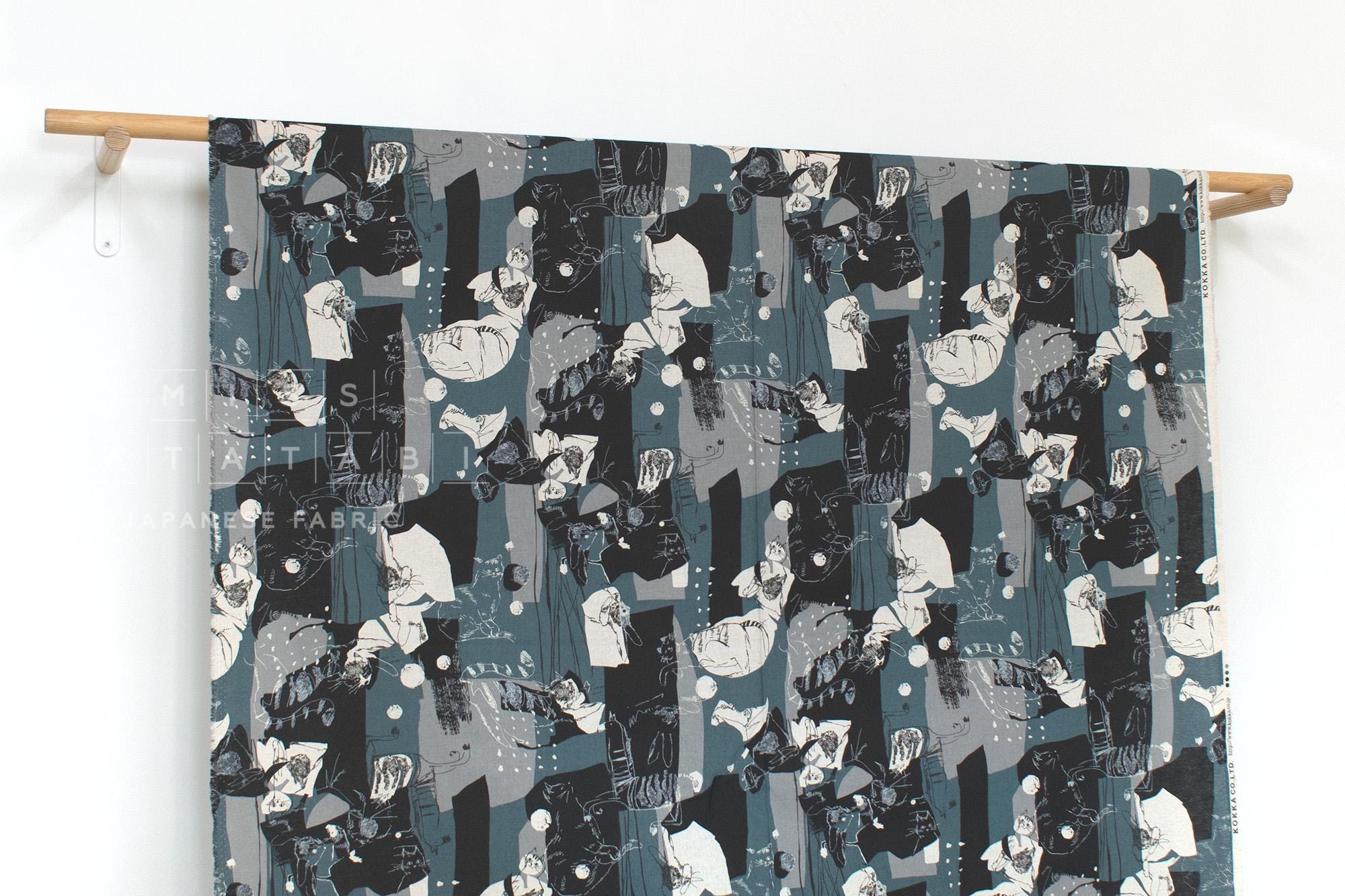 Japanese Fabric Cat Collage Linen Blend - A - 50cm