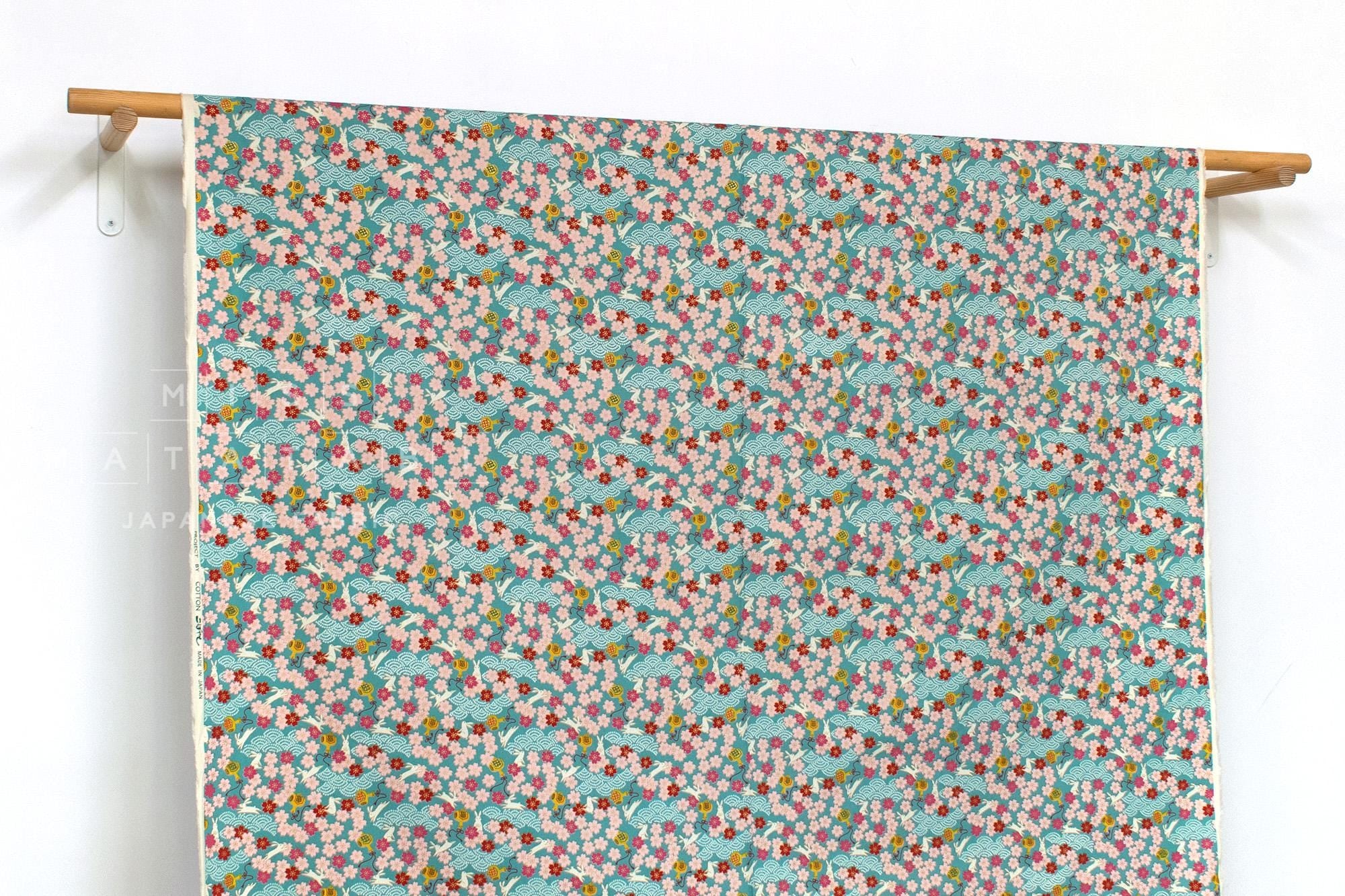 Japanese Fabric Sakura Bunny - B metallic gold - 50cm