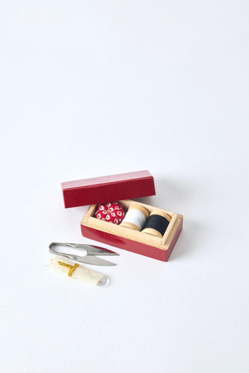 Japanese Hiro Small Sewing Box Kanazawa Urushi Lacquer - vermillion red