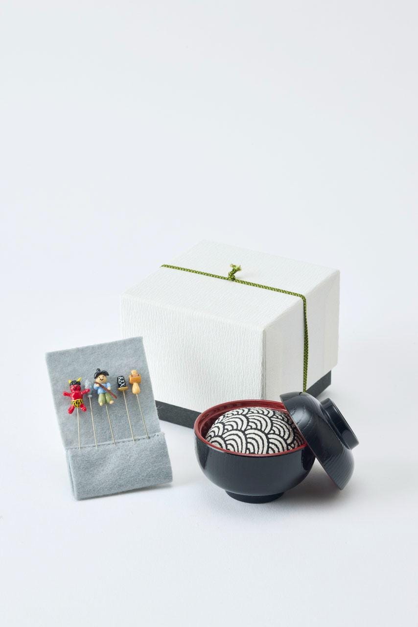 Japanese Hiro Urushi Lacquer Issun-boshi Pincushion and Sewing Pins Set