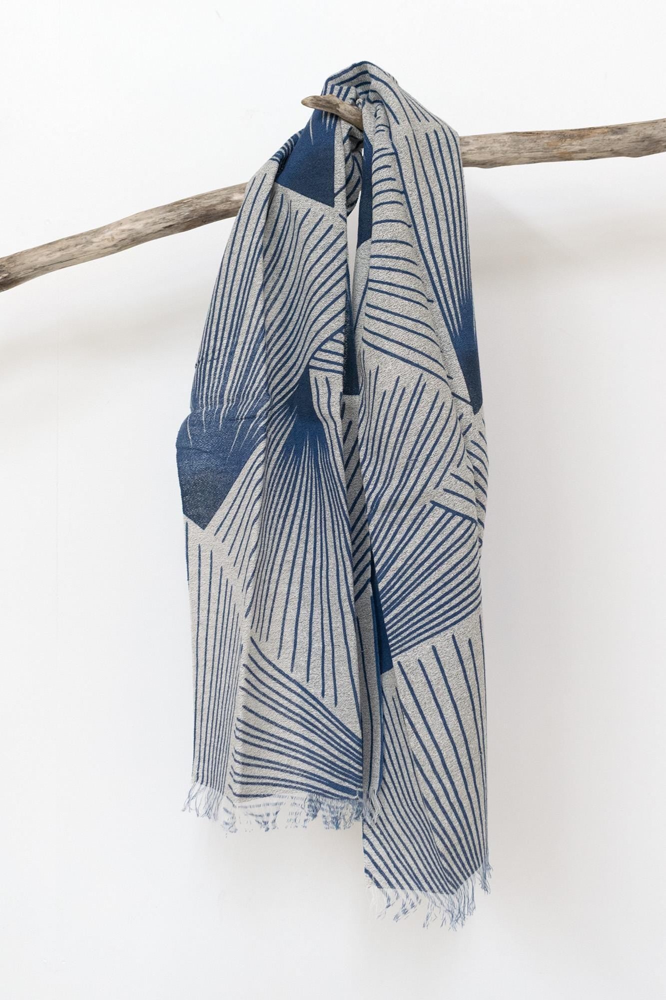 Shokunin Collection Hand-printed Chusen Japanese TEWSEN Tenugui Short Scarf - SATSU SATSU