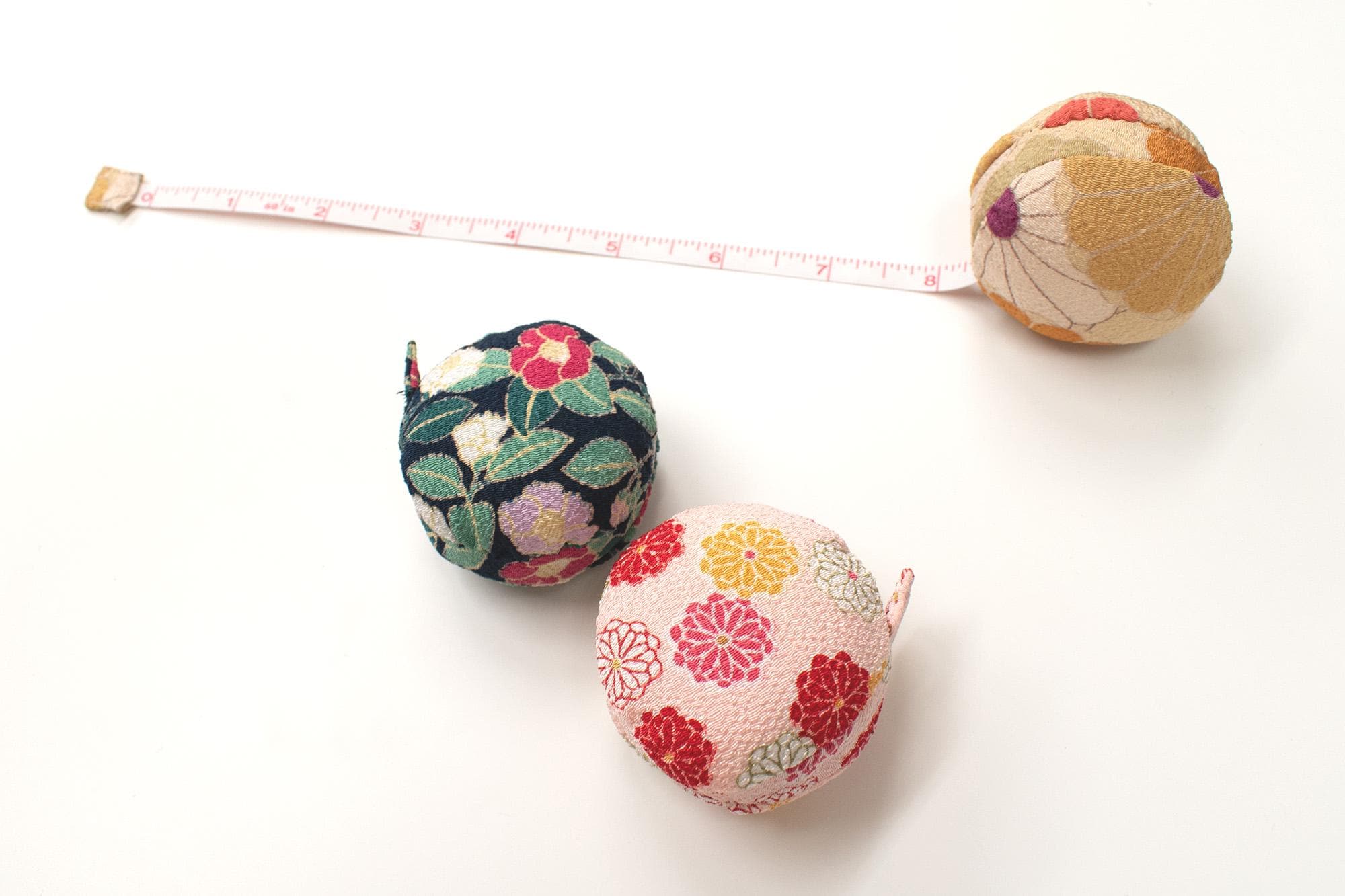 Japanese Hiro Macaron Chirimen Tape Measure - C