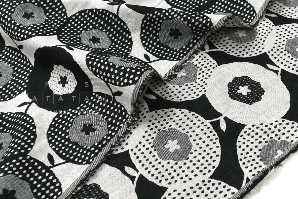 Japanese Fabric Yarn Dyed Woven Jacquard Maru Hana - black - 50cm