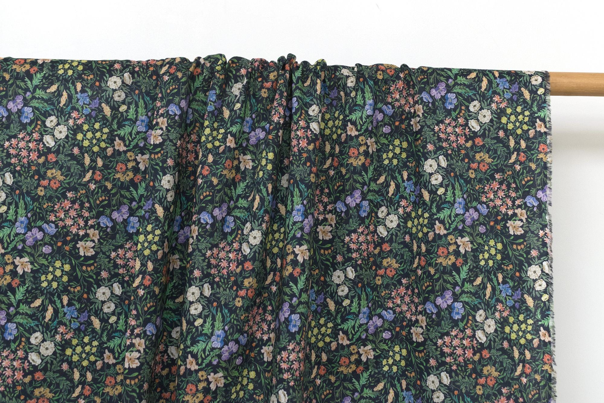 Japanese Fabric Enchanted Garden - navy blue - 50cm