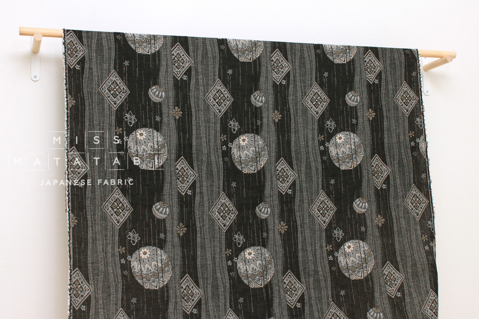 Japanese Fabric - yarn dyed woven mari jacquard - black, latte