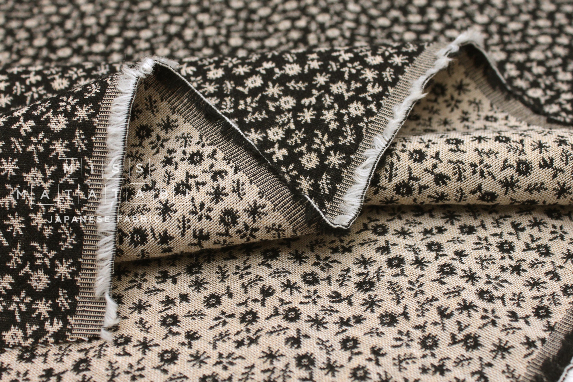 Yarn Dyed Jacquard Dainty Floral - black, latte