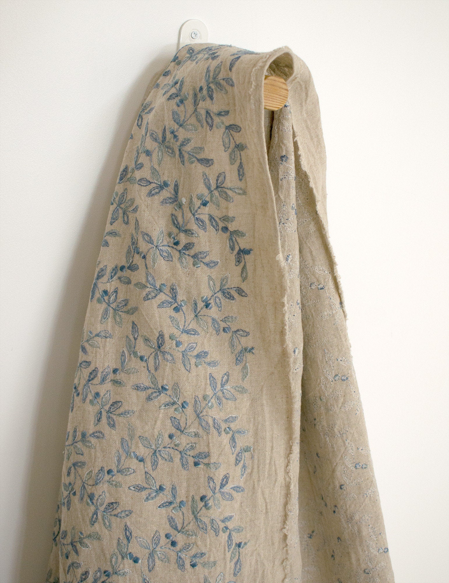 Japanese Fabric Shokunin Collection Yarn-Dyed Sun-Dried Kasuri Embroidered Linen Blend - blue -  50cm