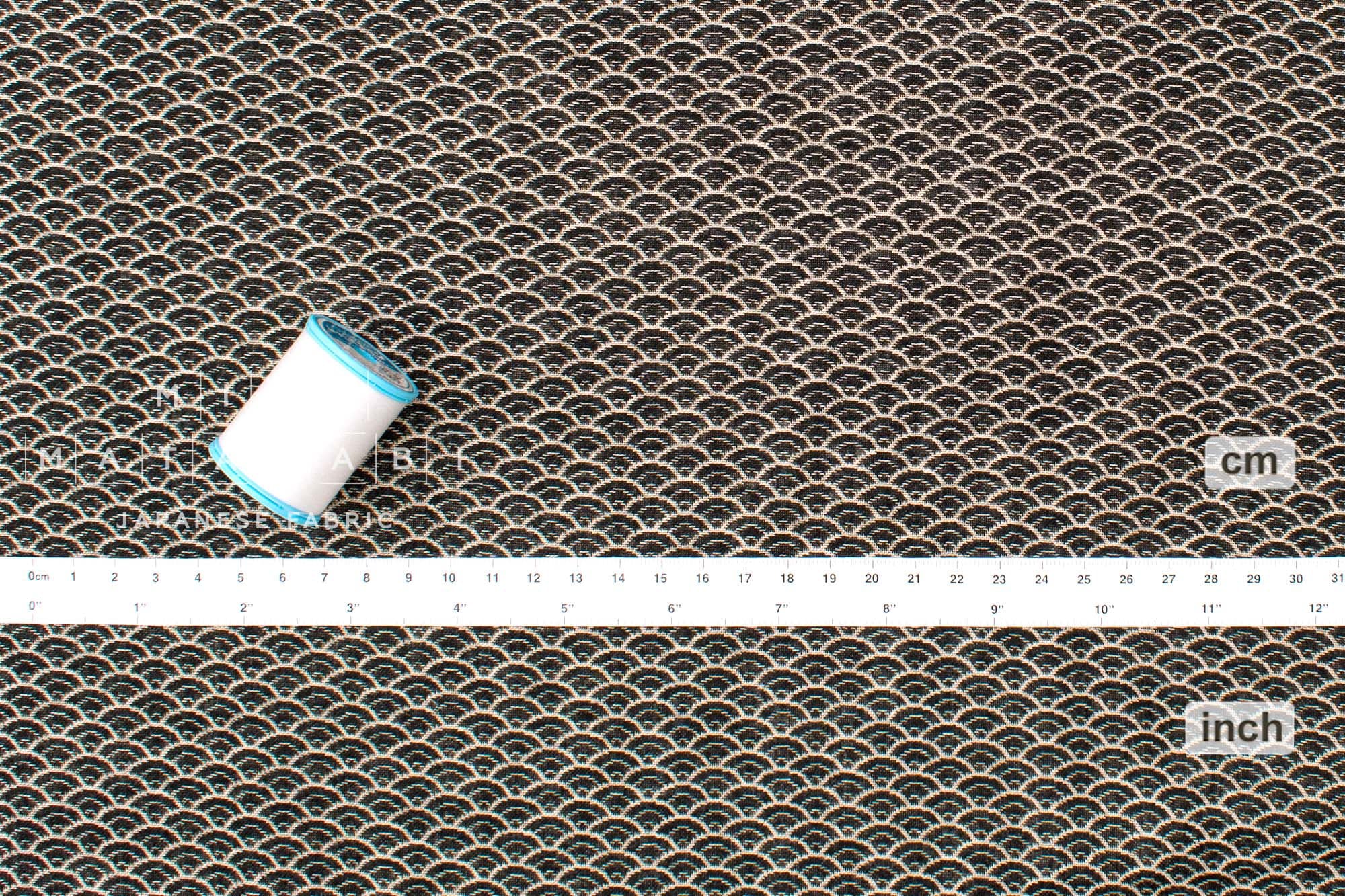 Japanese Fabric Yarn Dyed Jacquard Woven Seigaiha - black, latte - 50cm