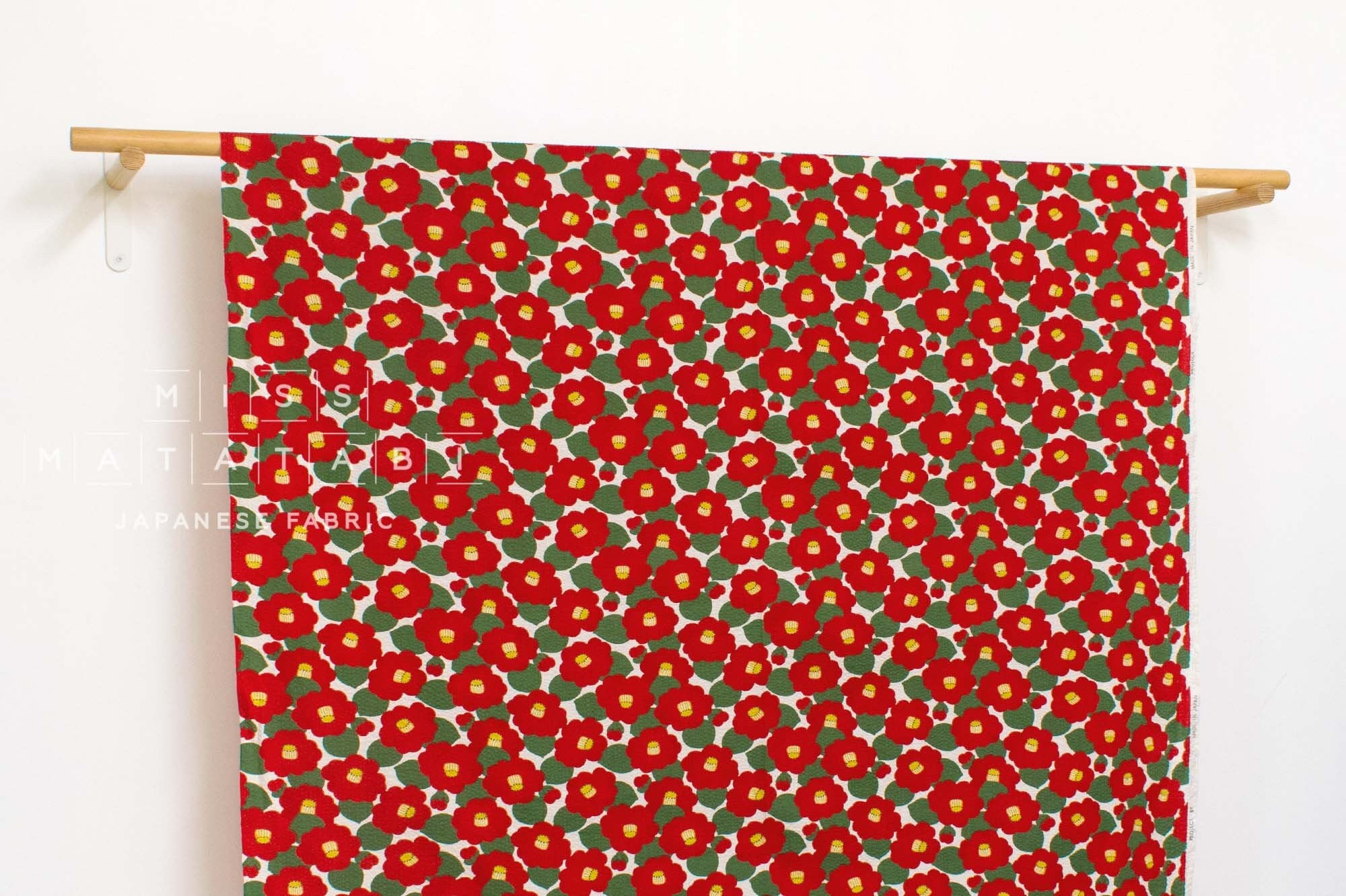 Japanese Fabric Cotton Seersucker Showa Retro Tsubaki - A - 50cm