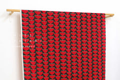 Japanese Fabric Cotton Seersucker Big Strawberries - B - 50cm