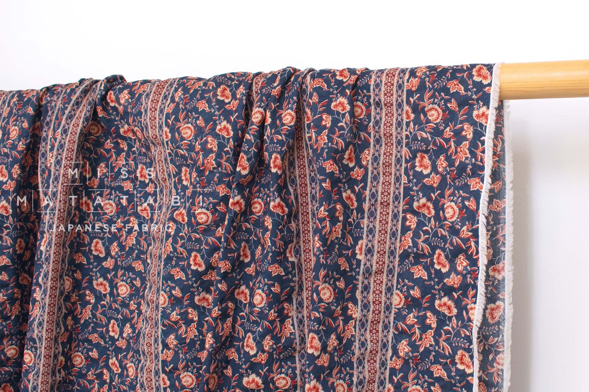 Japanese Fabric Vertical Floral Ripple - navy, red - 50cm