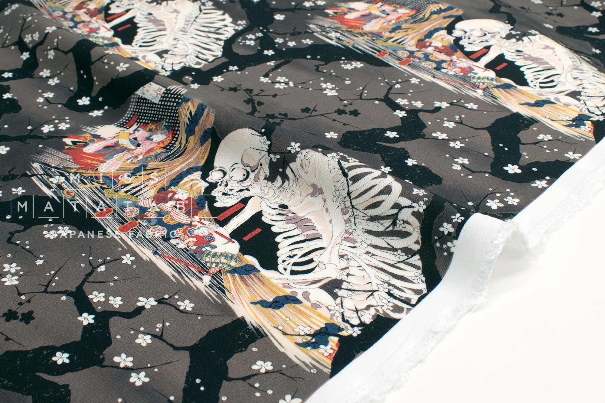 Japanese Fabric Utagawa Kuniyoshi Takiyasha the Witch and the Skeleton Spectre - 50cm