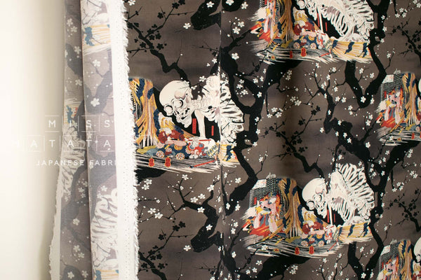 Japanese Fabric Utagawa Kuniyoshi Takiyasha the Witch and the Skeleton Spectre - 50cm