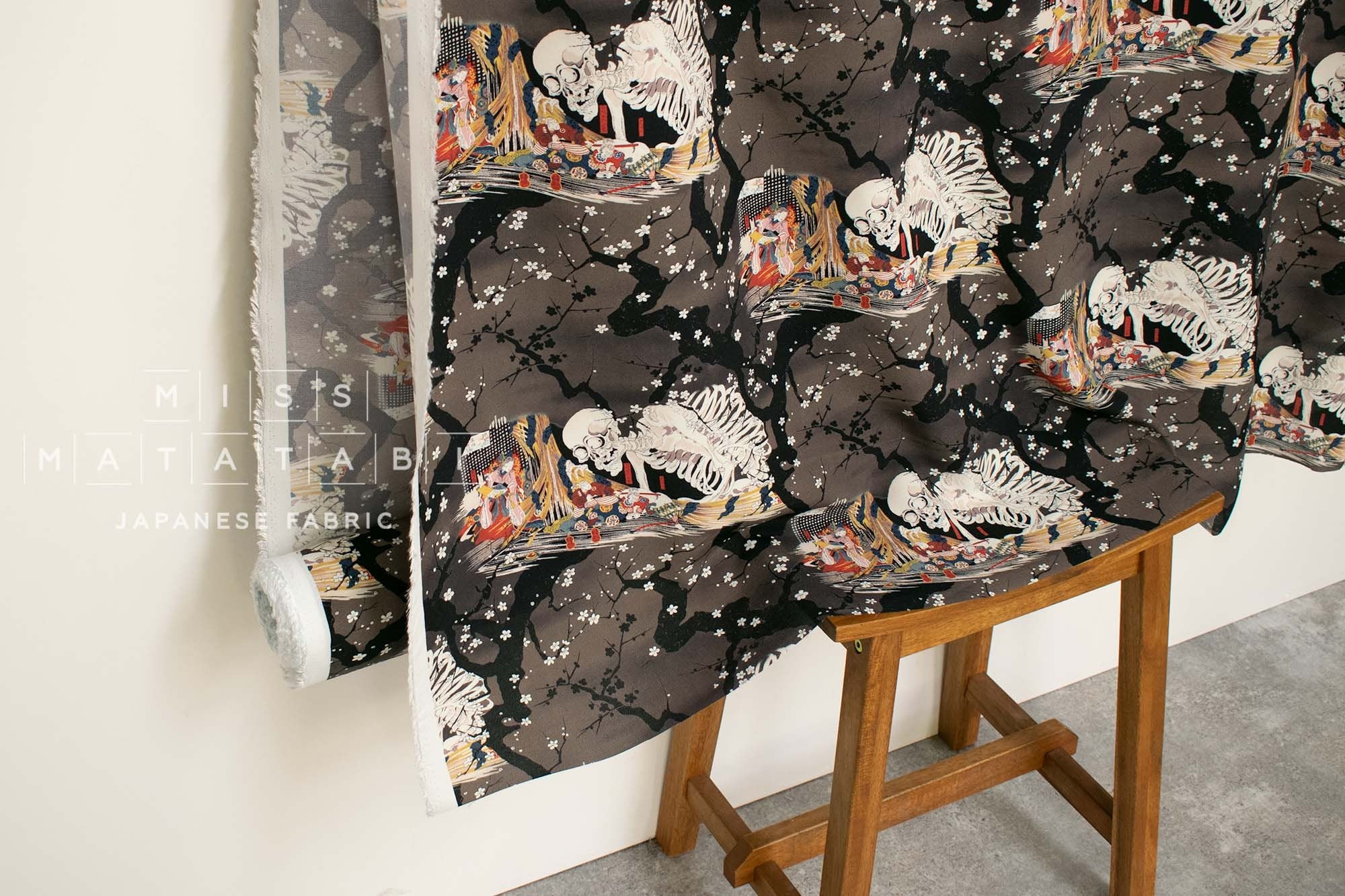 Japanese Fabric Utagawa Kuniyoshi Takiyasha the Witch and the Skeleton Spectre - 50cm