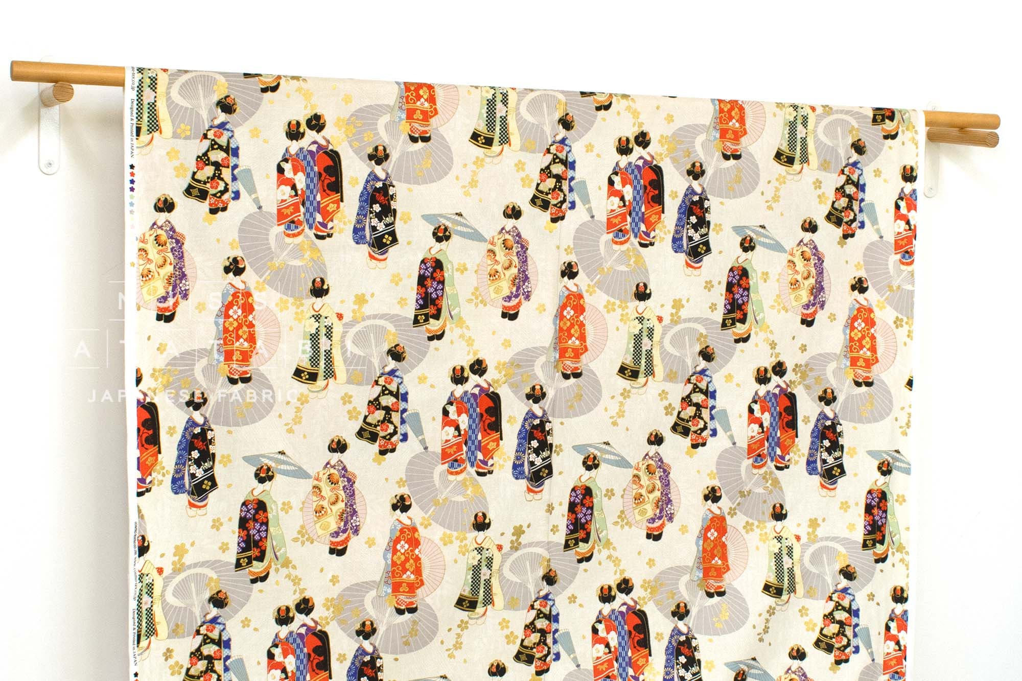 Japanese Fabric Maiko - metallic gold - 50cm