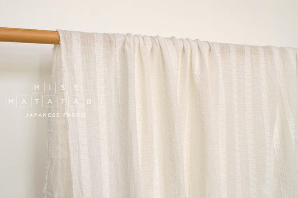 Japanese Fabric Shokunin Collection Azumadaki 122 - off white - 50cm