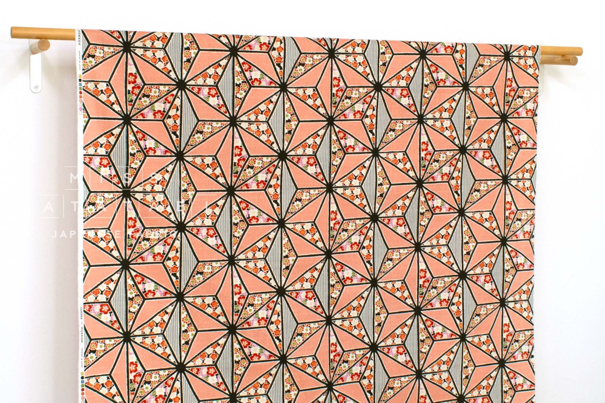 Japanese Fabric Asa Flower Pattern - pink - 50cm