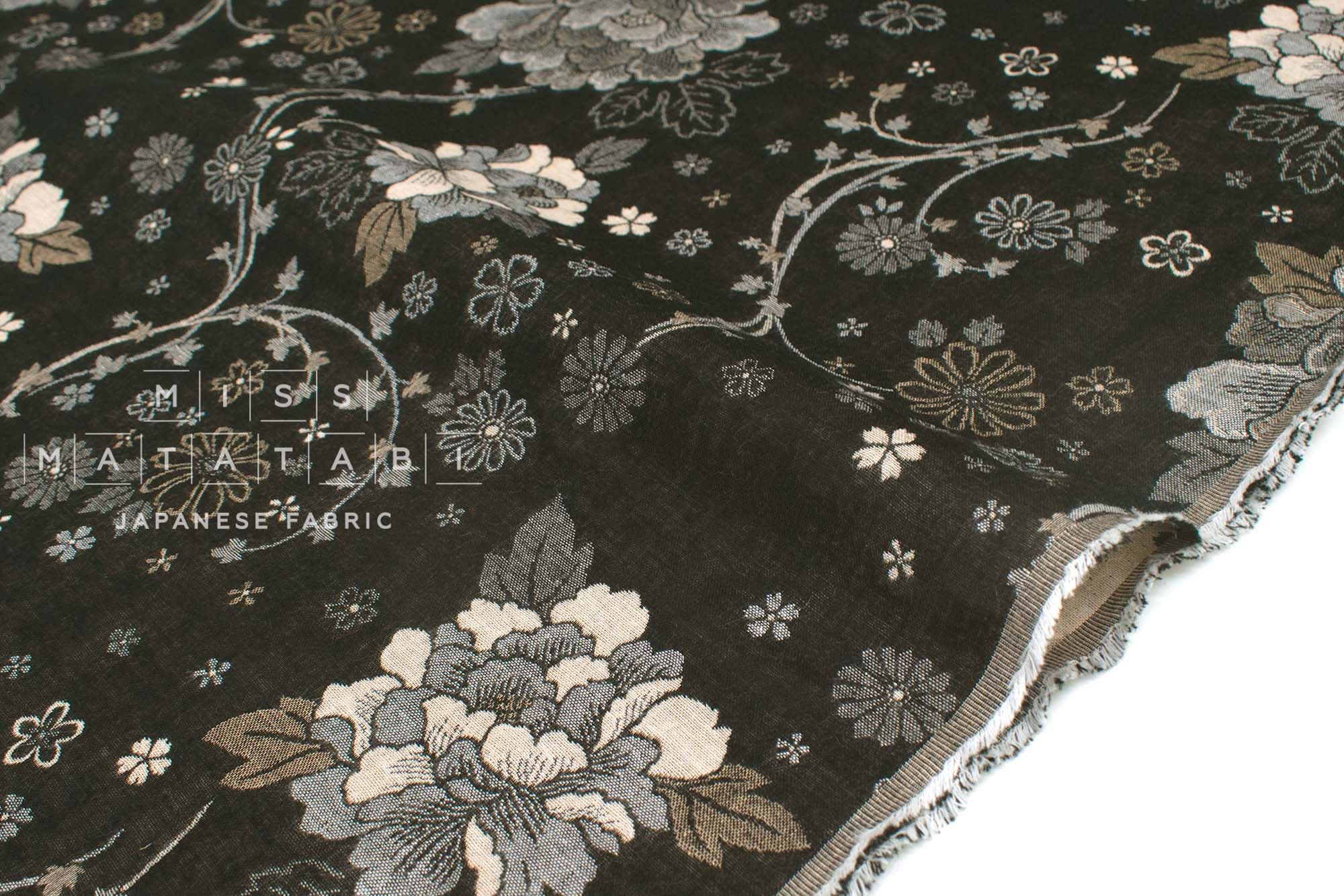 Japanese Fabric Yarn Dyed Jacquard Peony II - black, latte - 50cm