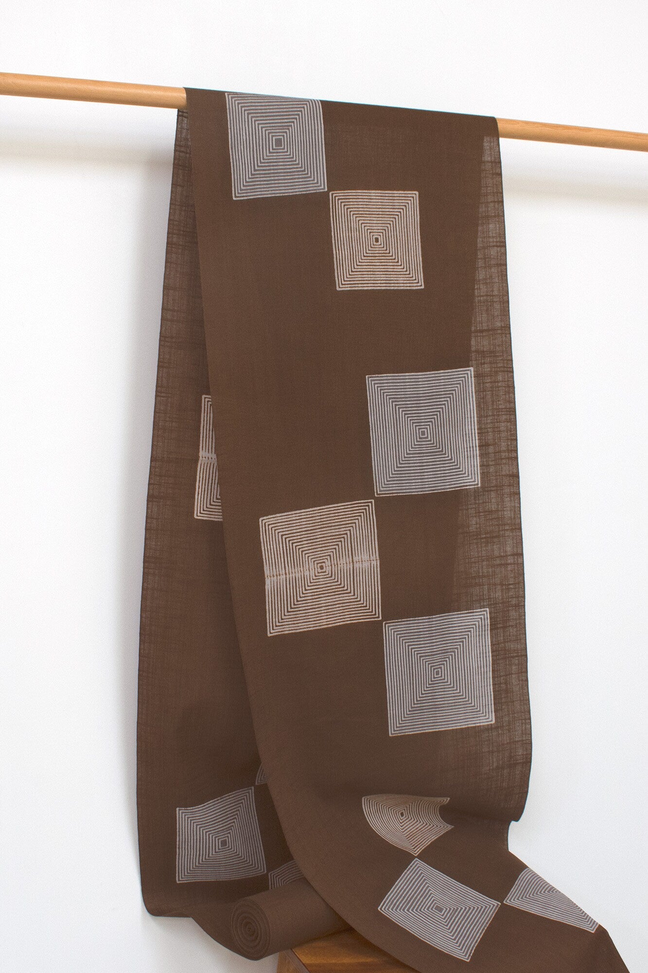 Shokunin Collection Hand-printed Chusen Japanese Yukata Fabric - Kasane Masu - 50cm